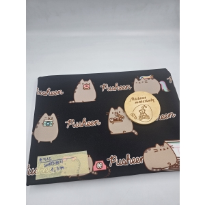 #712 Softshell drukowany - PUSHEEN NA CZARNYM 1,5M